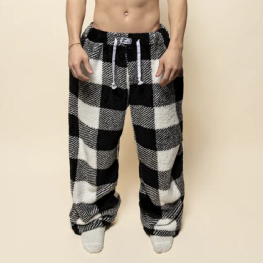 Tricki Men’s Teddy Check Oversized Pajama Pant in Brushed Fur Size S Black White